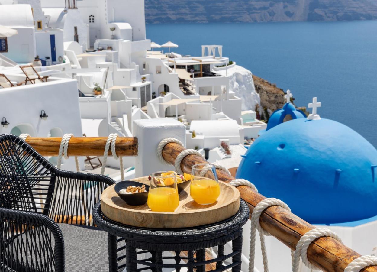 Luxus Vip Suites Oia  Exterior foto