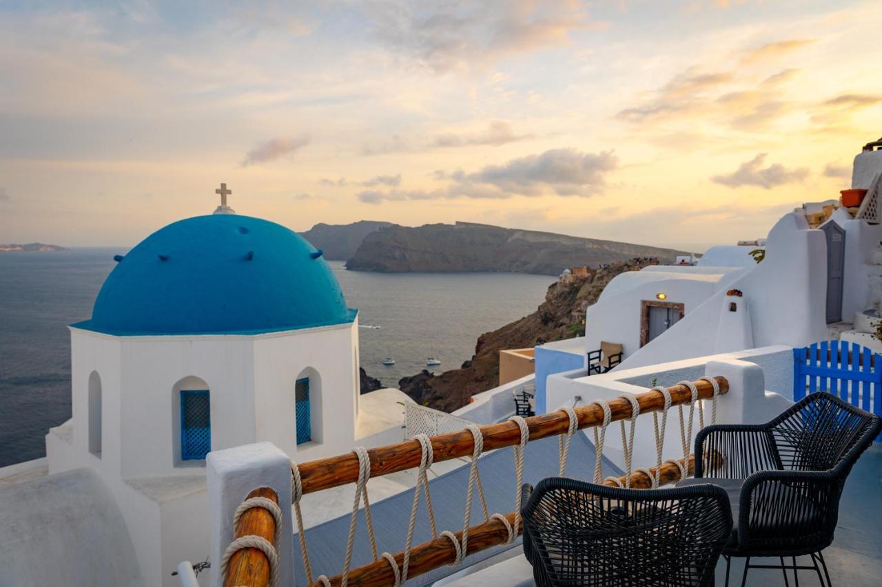 Luxus Vip Suites Oia  Exterior foto