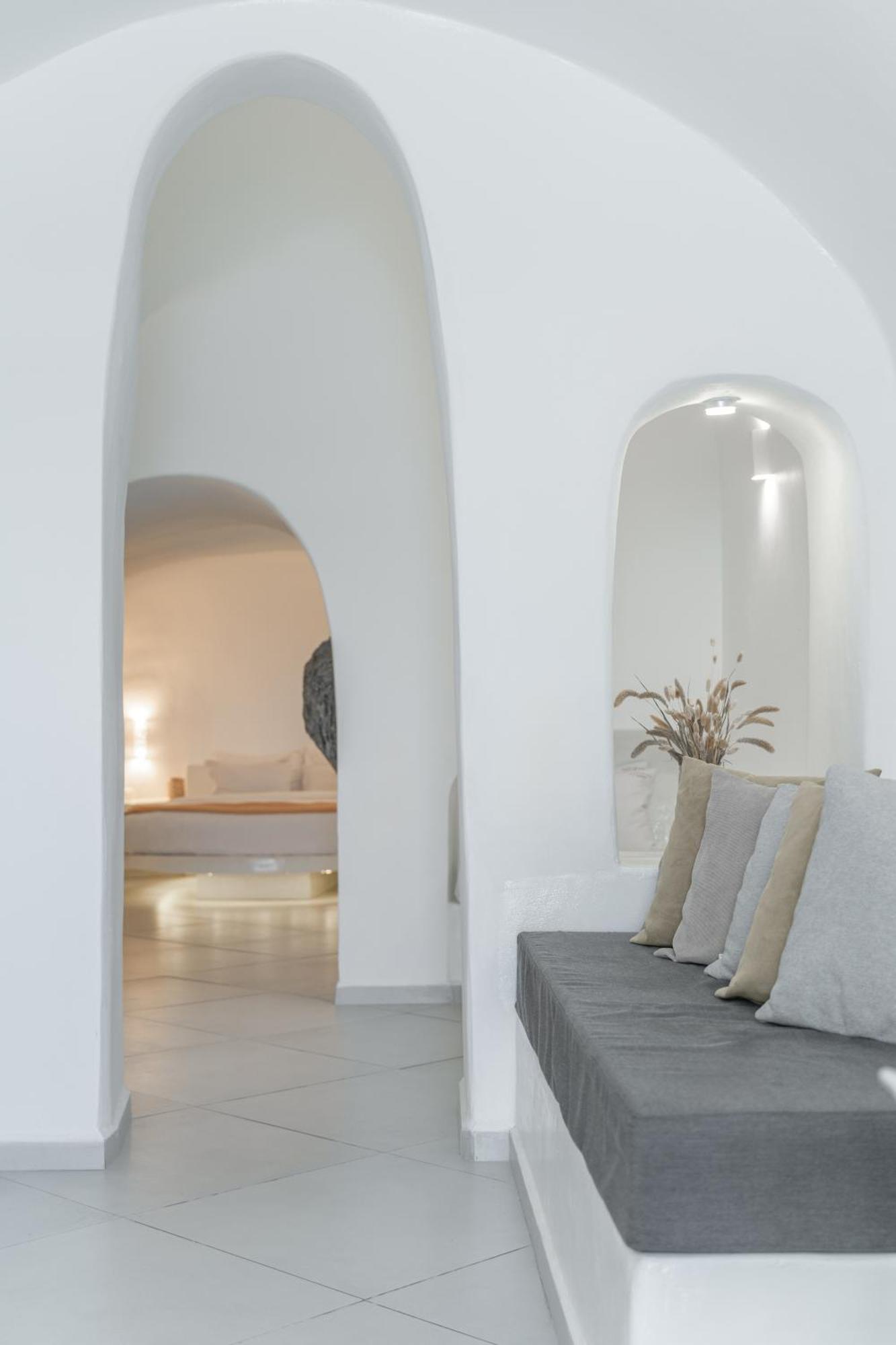 Luxus Vip Suites Oia  Exterior foto