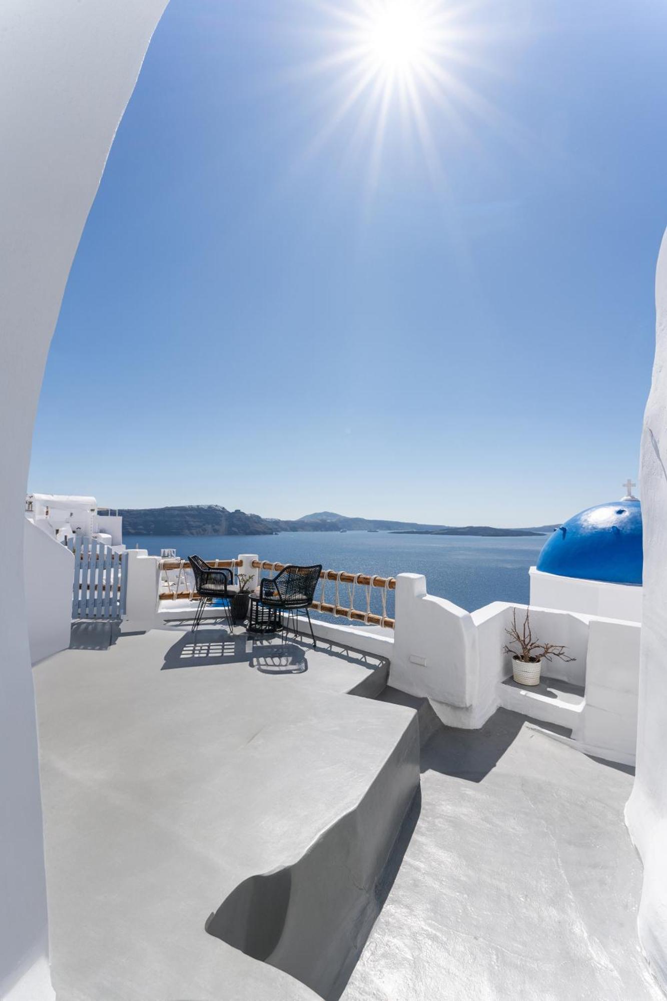 Luxus Vip Suites Oia  Exterior foto