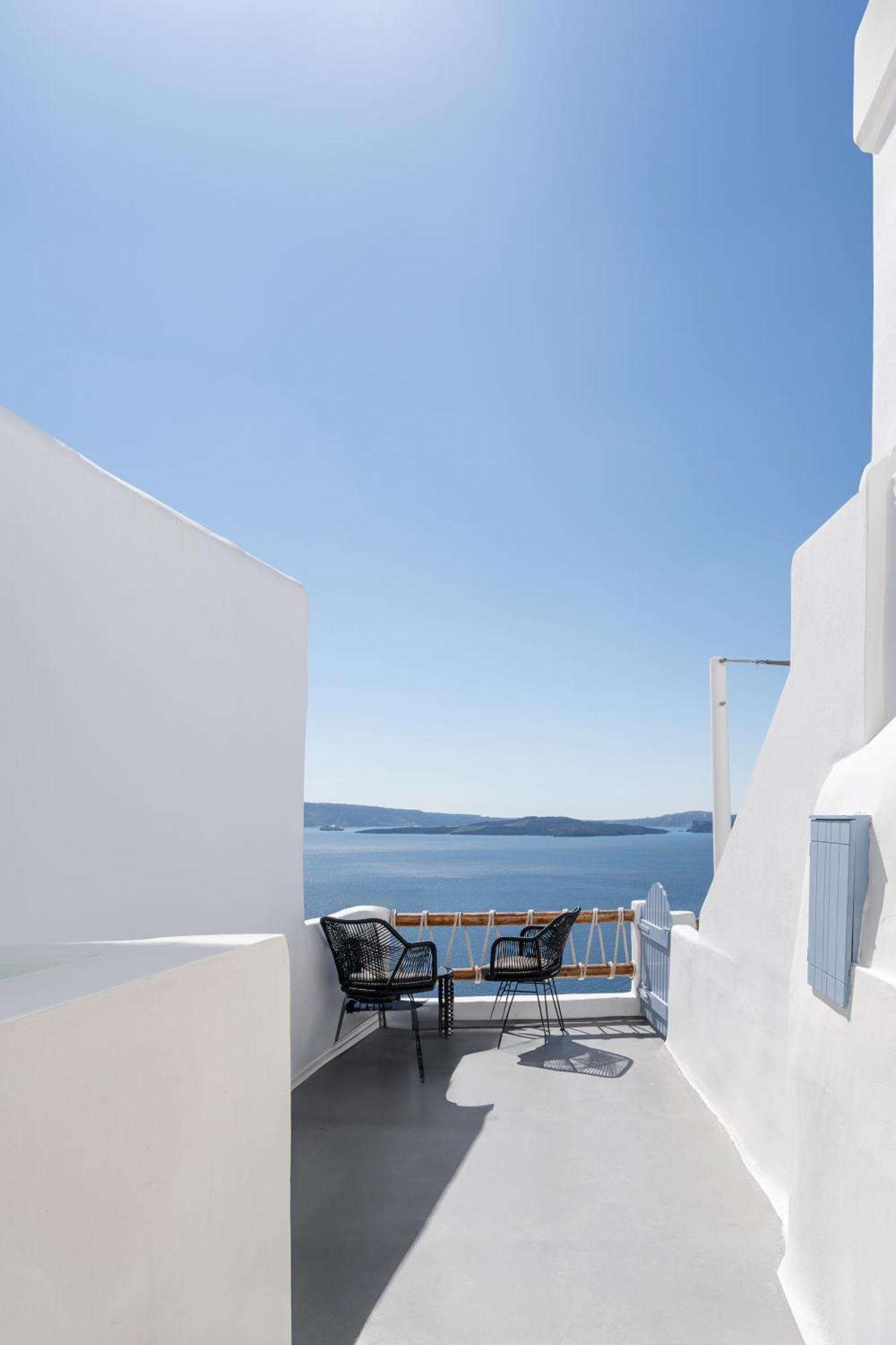 Luxus Vip Suites Oia  Exterior foto